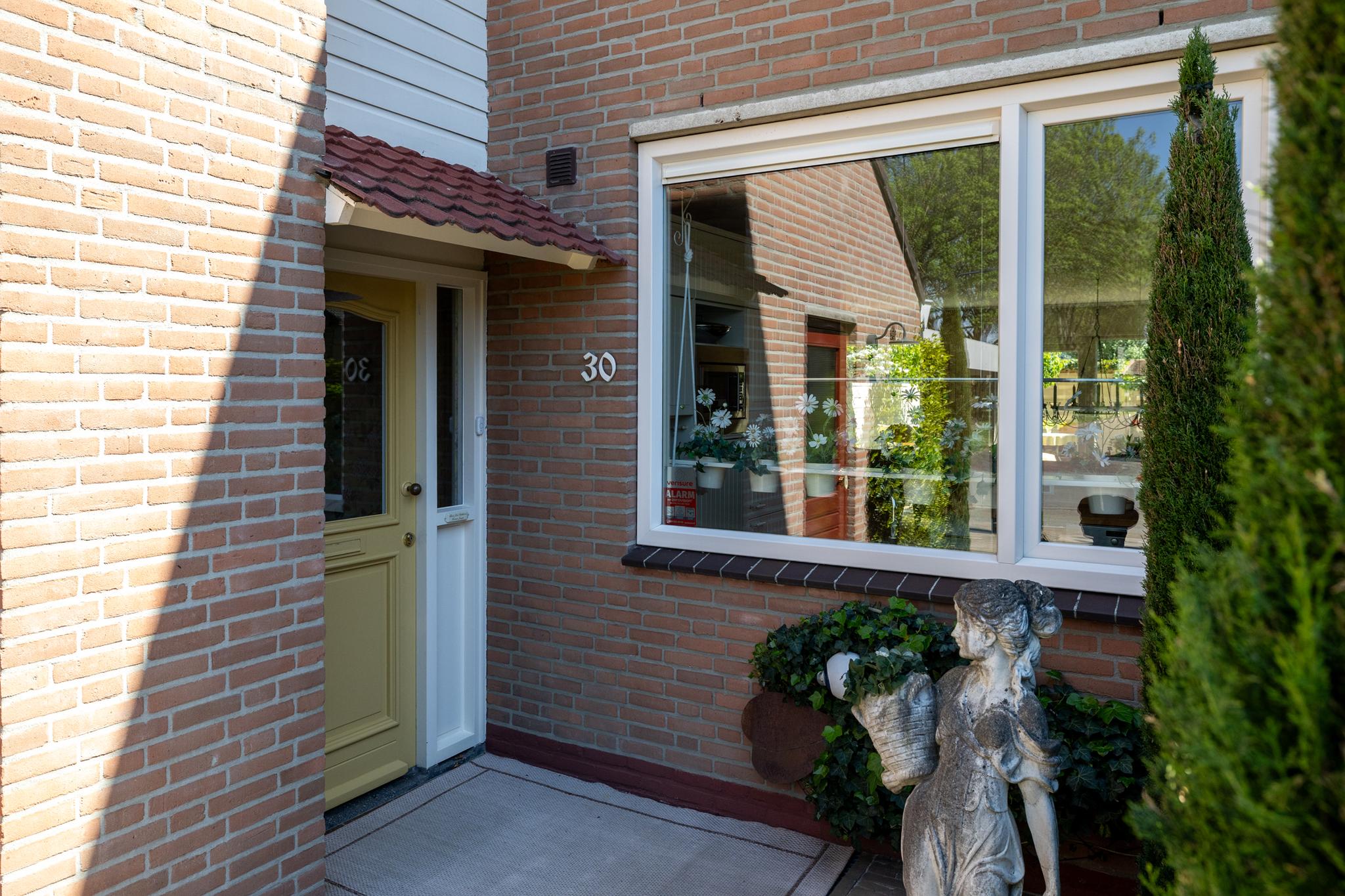 Neubourgstraat 30 