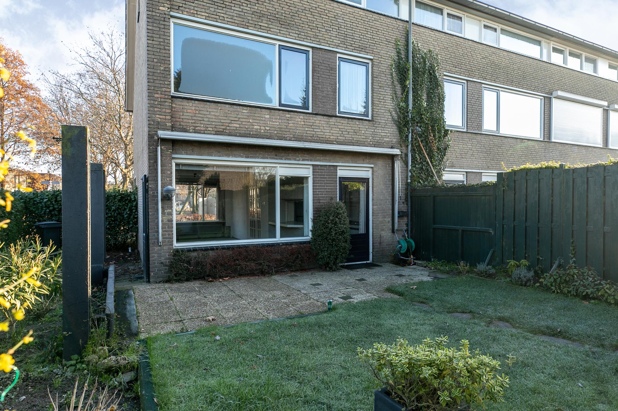 Van 't Hoffstraat 48 