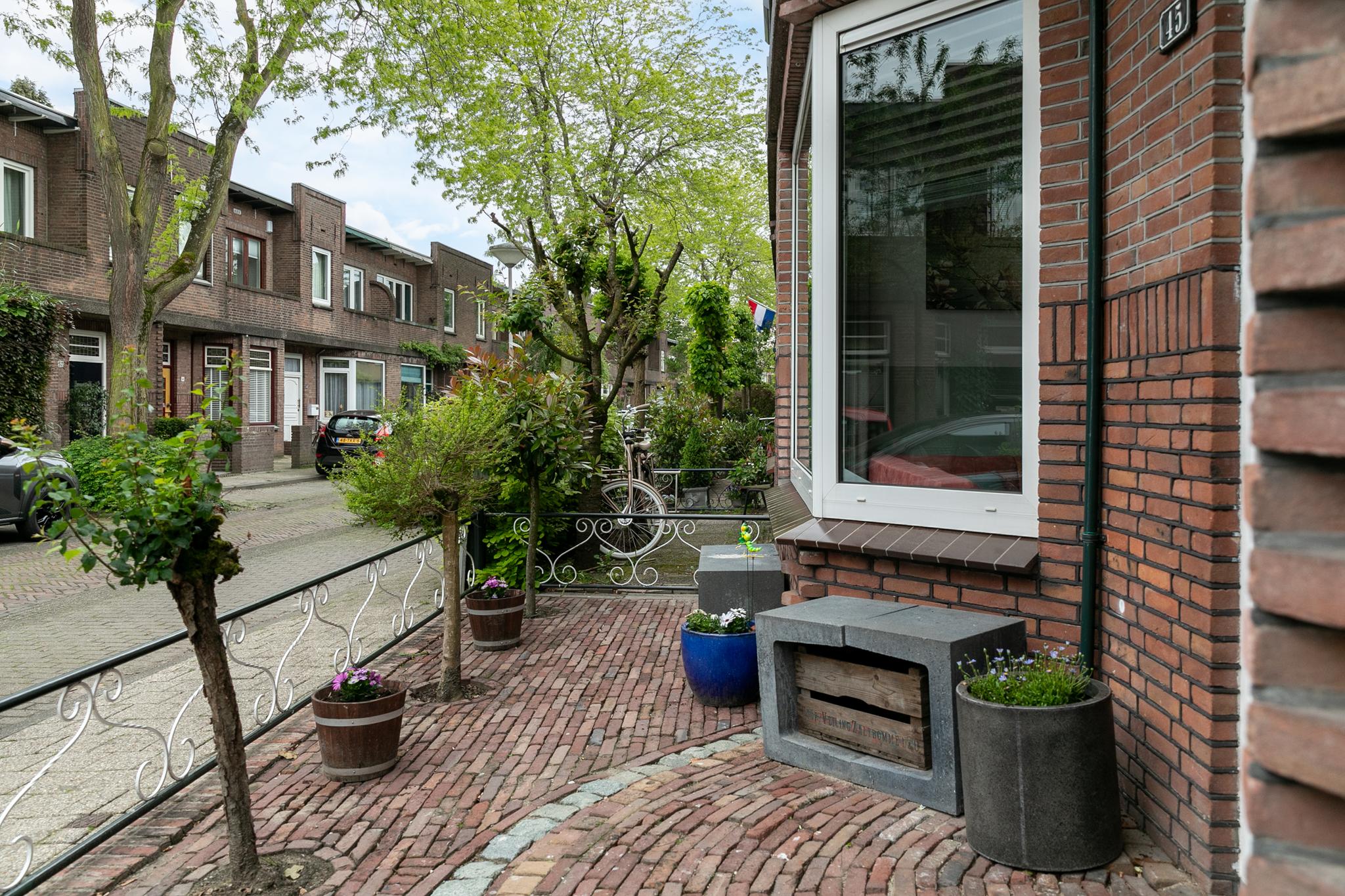 van Duijvenvoordestraat 45 